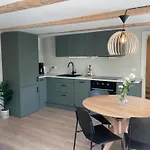 Moderne Med 2 Soverom - Nær Sentrum Lejlighed *