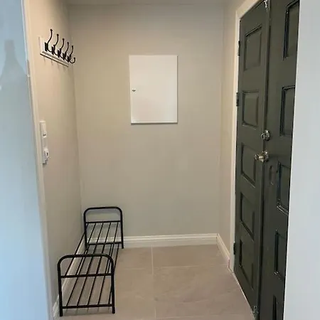 Apartment Moderne Med 2 Soverom - Naer Sentrum Arendal