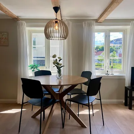 Moderne Med 2 Soverom - Naer Sentrum