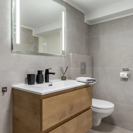 Moderne Med 2 Soverom - Naer Sentrum Appartement *