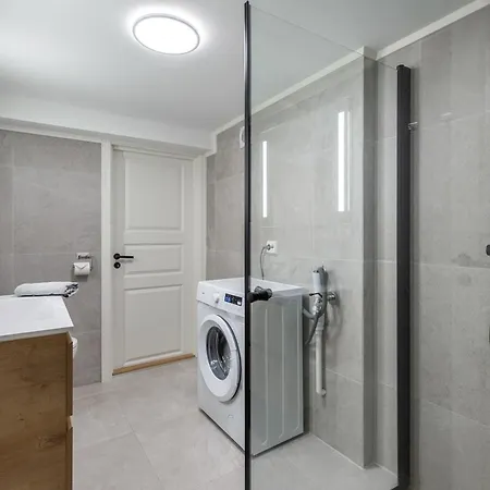 Appartement Moderne Med 2 Soverom - Naer Sentrum