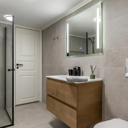 Appartement Moderne Med 2 Soverom - Naer Sentrum *