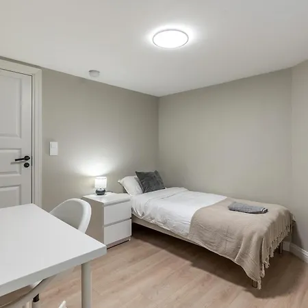 Moderne Med 2 Soverom - Naer Sentrum