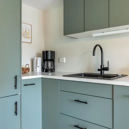 Appartement Moderne Med 2 Soverom - Naer Sentrum Arendal