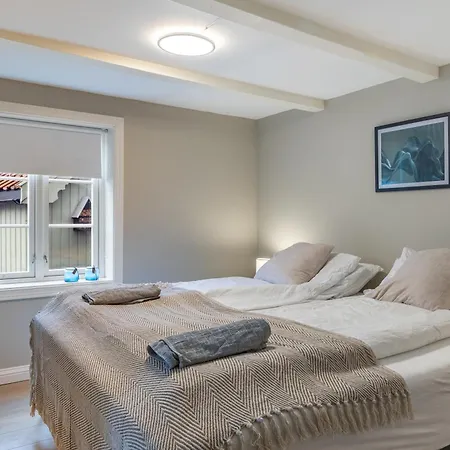 Appartamento Moderne Med 2 Soverom - Naer Sentrum
